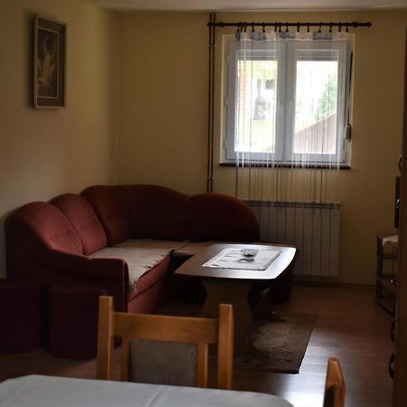 Apartments Sabljak Rakovica Exterior photo