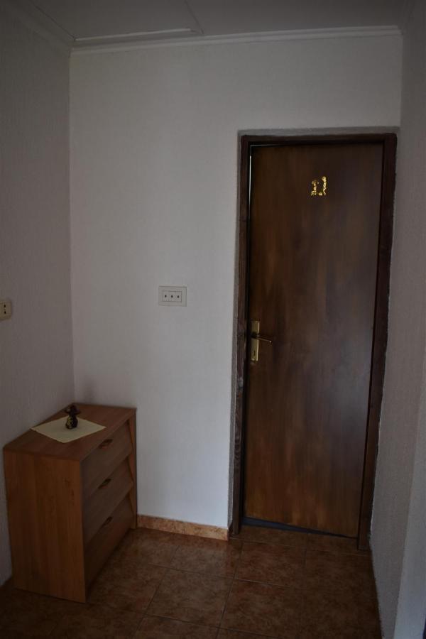 Apartments Sabljak Rakovica Exterior photo