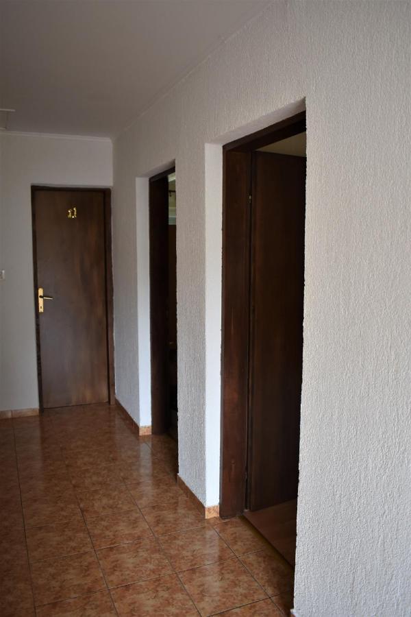 Apartments Sabljak Rakovica Exterior photo